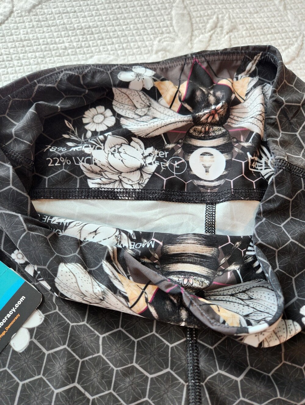 Black Floral Hexagon Print Leggings with Beige Accents - Picture 6 of 7